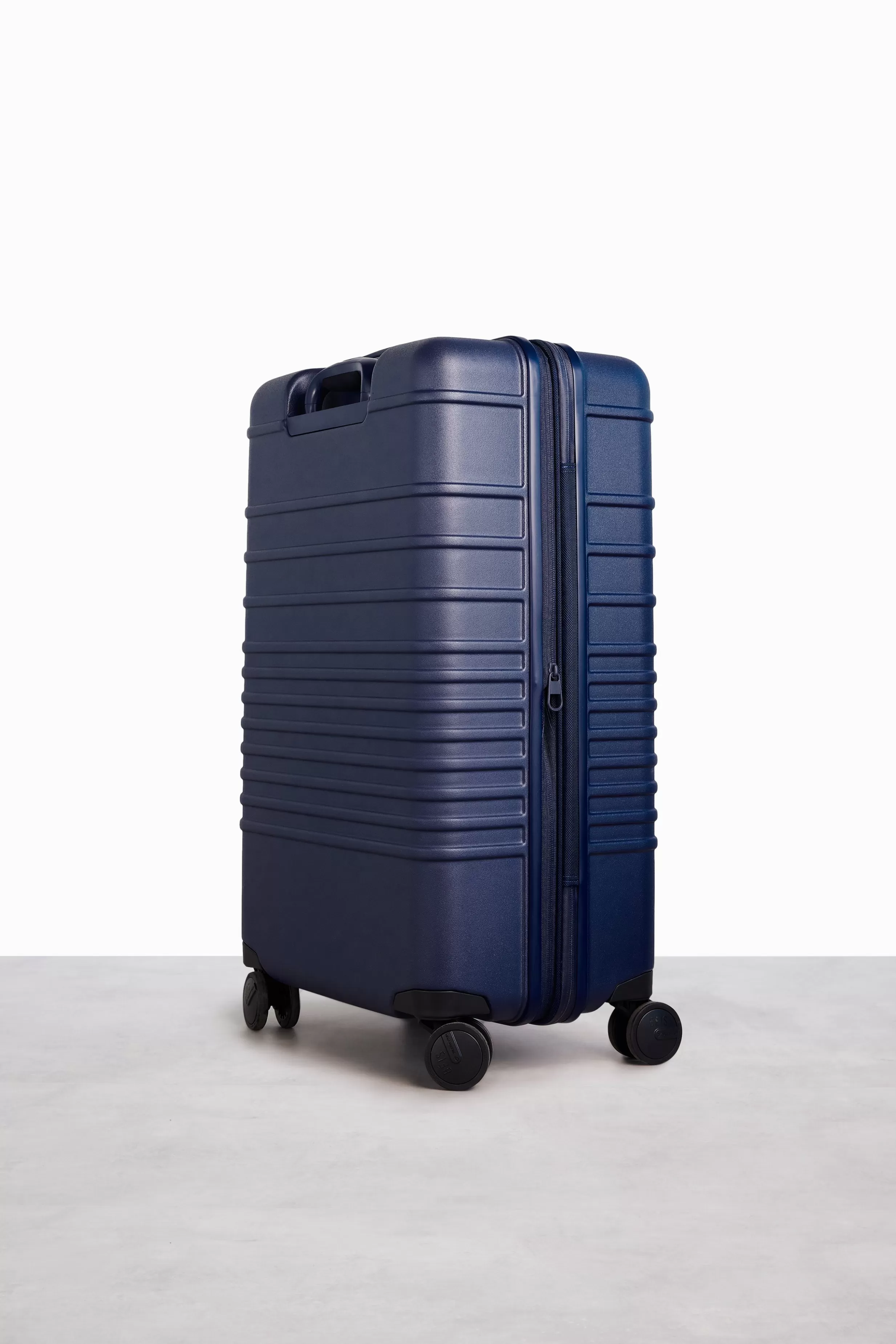 Flash Sale The 26" Check-In Roller In Navy Hard-Sided Luggage