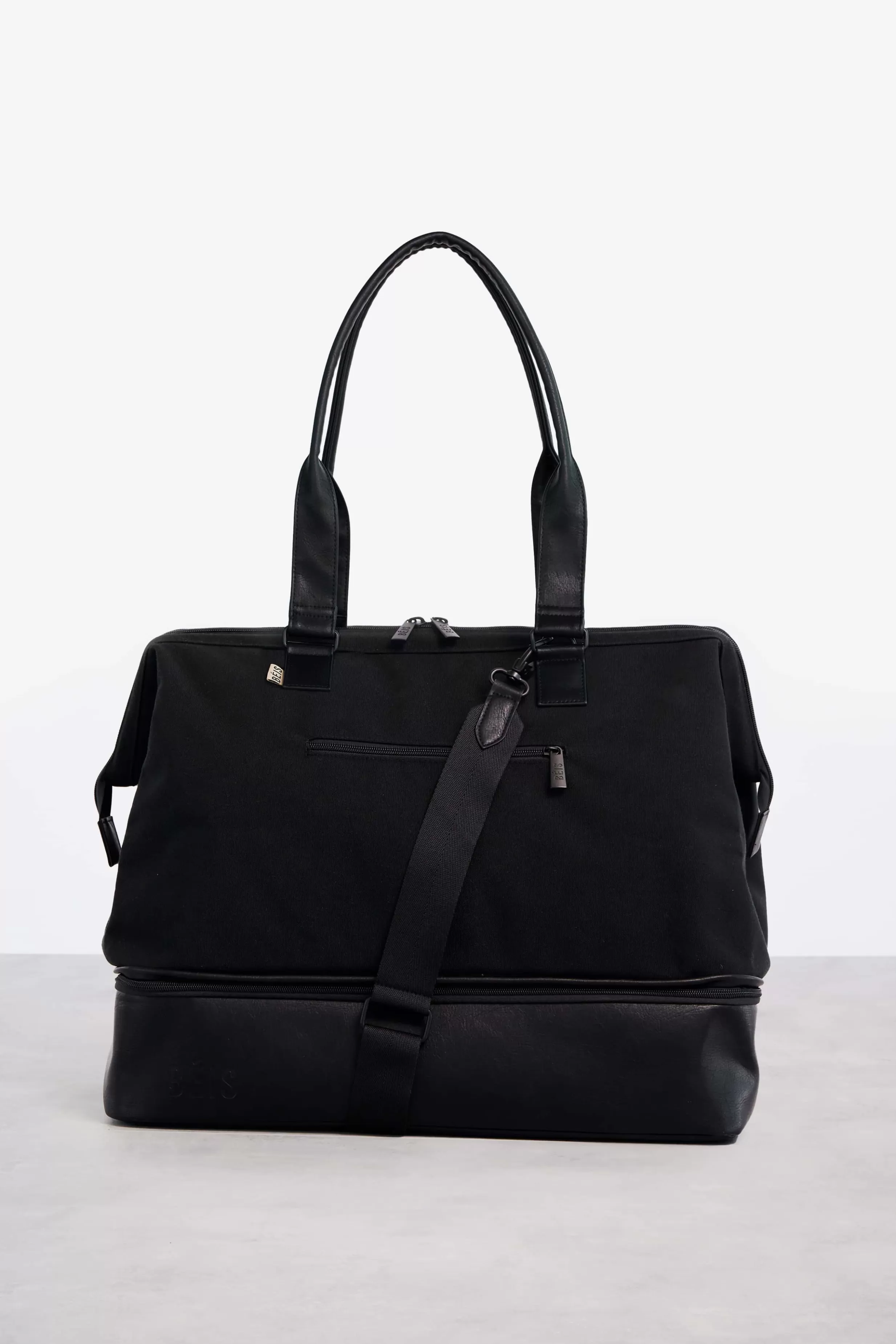 Sale The Convertible Weekender In Black Weekenders