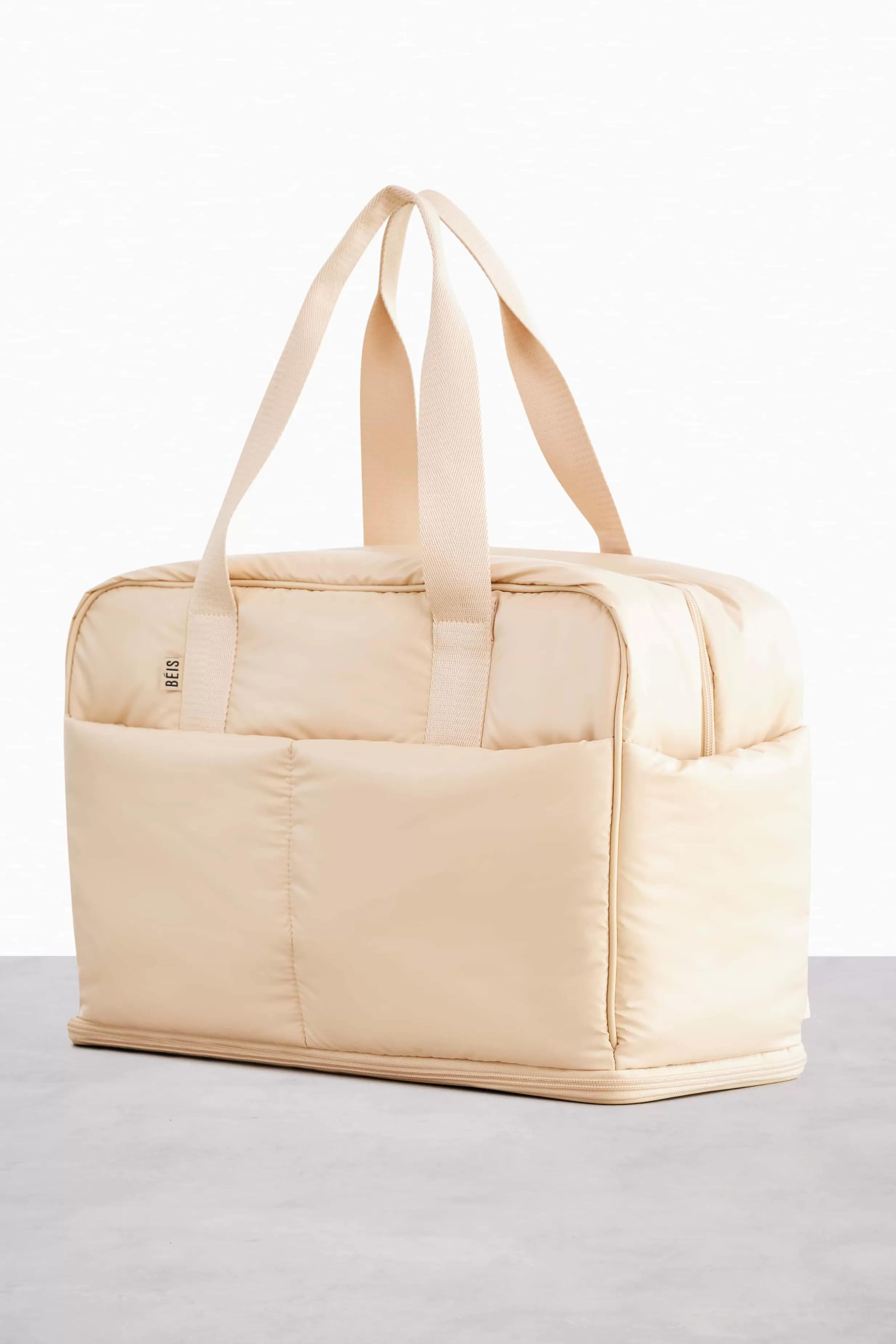 Cheap The Expandable Duffle In Beige Active Bags