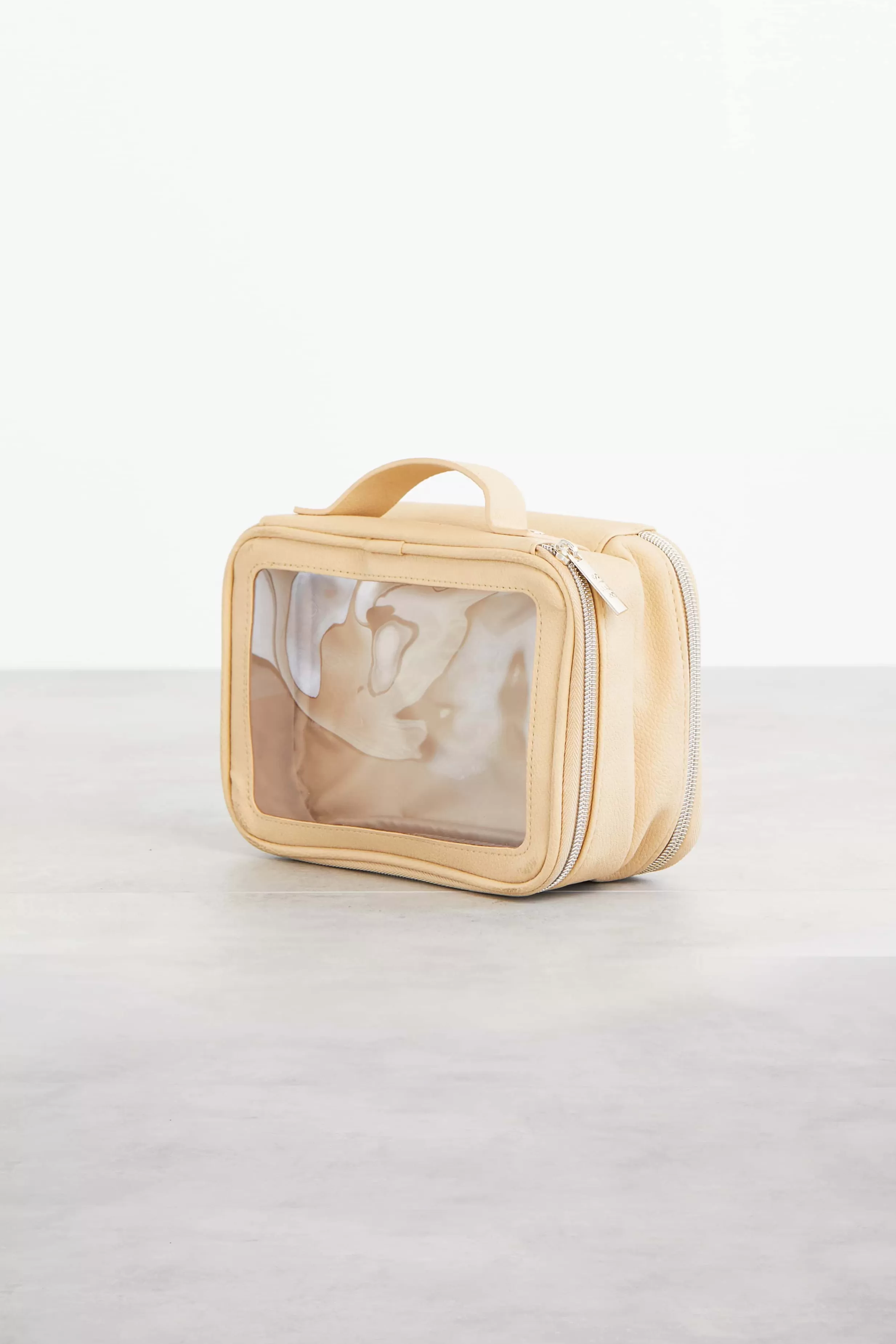 Best Sale The On The Go Essential Case In Beige Cosmetic Bags