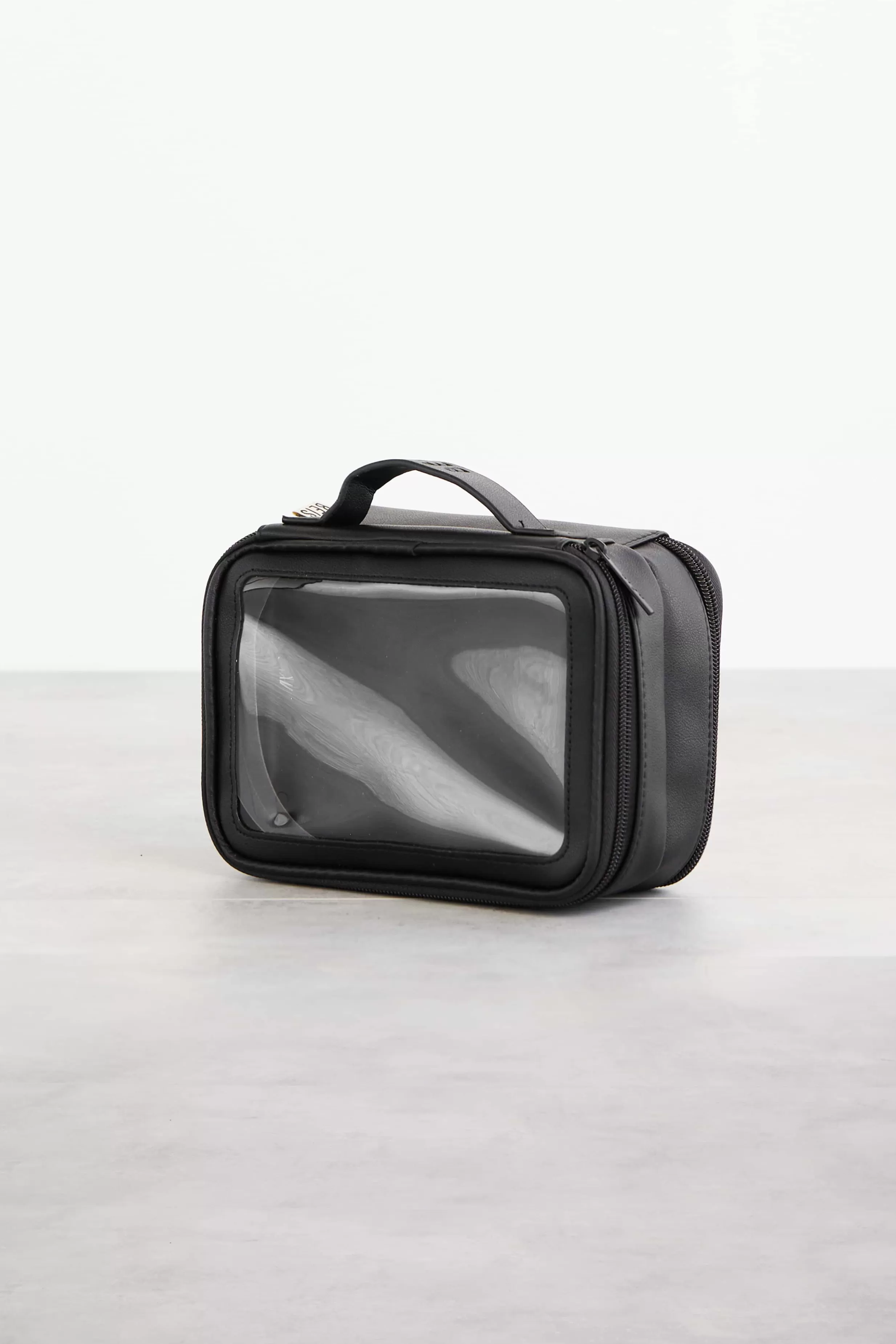 Store The On The Go Essential Case In Black Cosmetic Bags