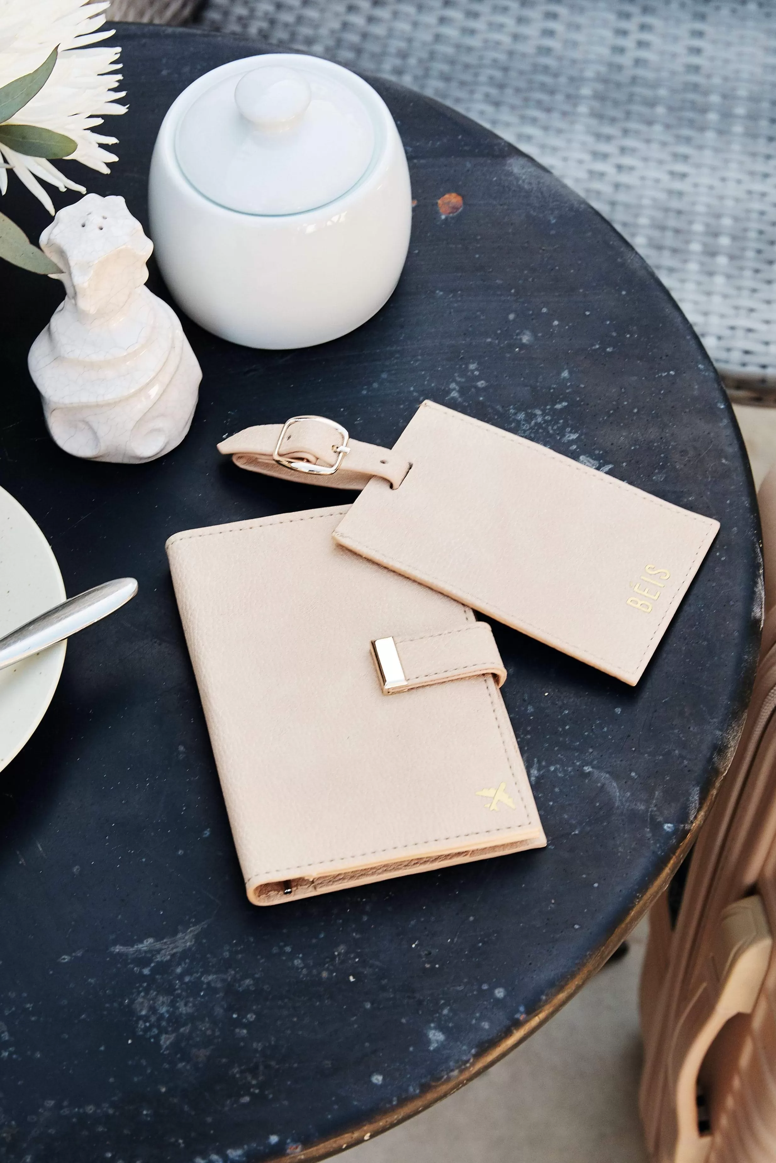 Best Sale The Passport & Luggage Tag Set In Beige Wallets & Wristlets