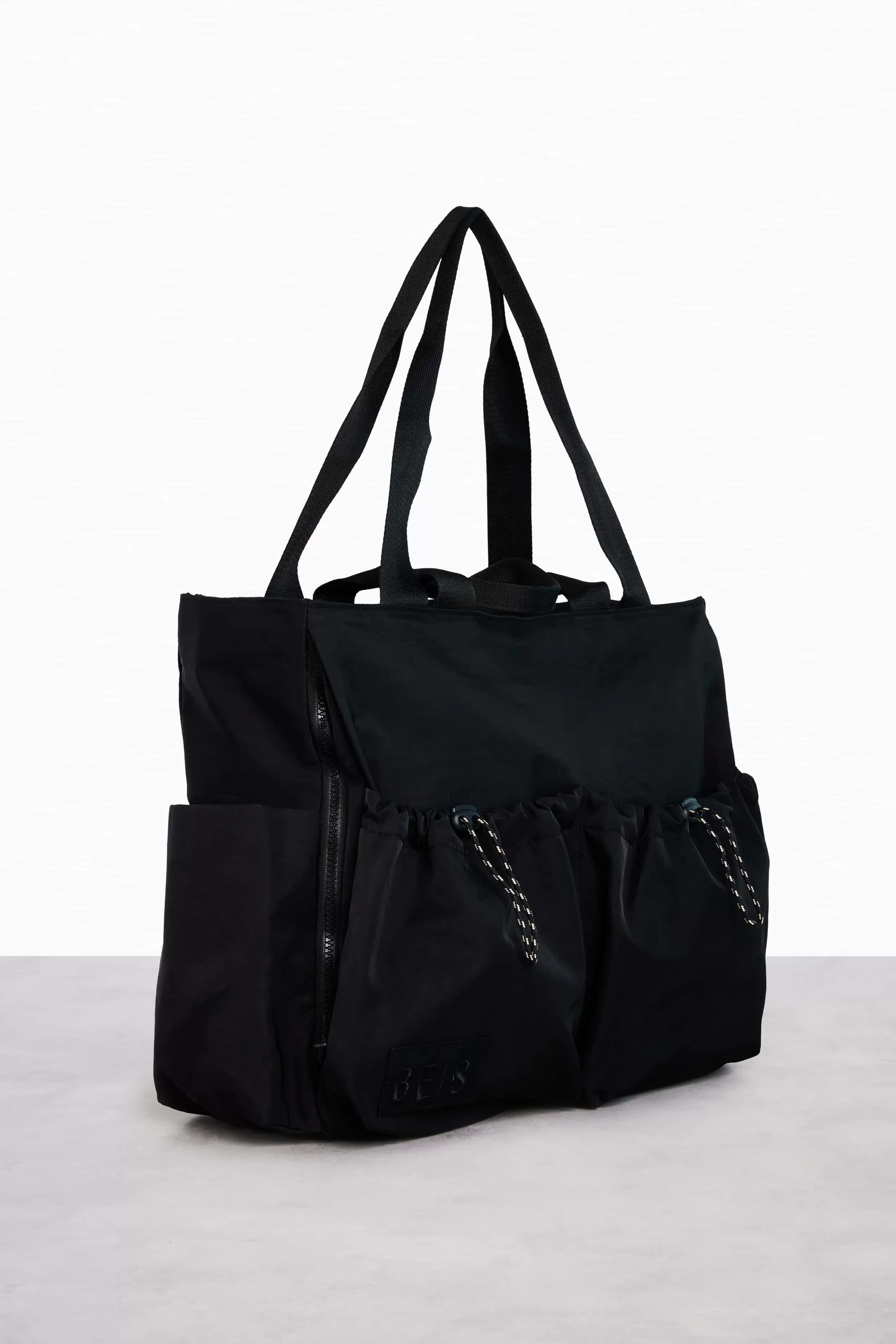 New The Sport Carryall In Black Active Bags